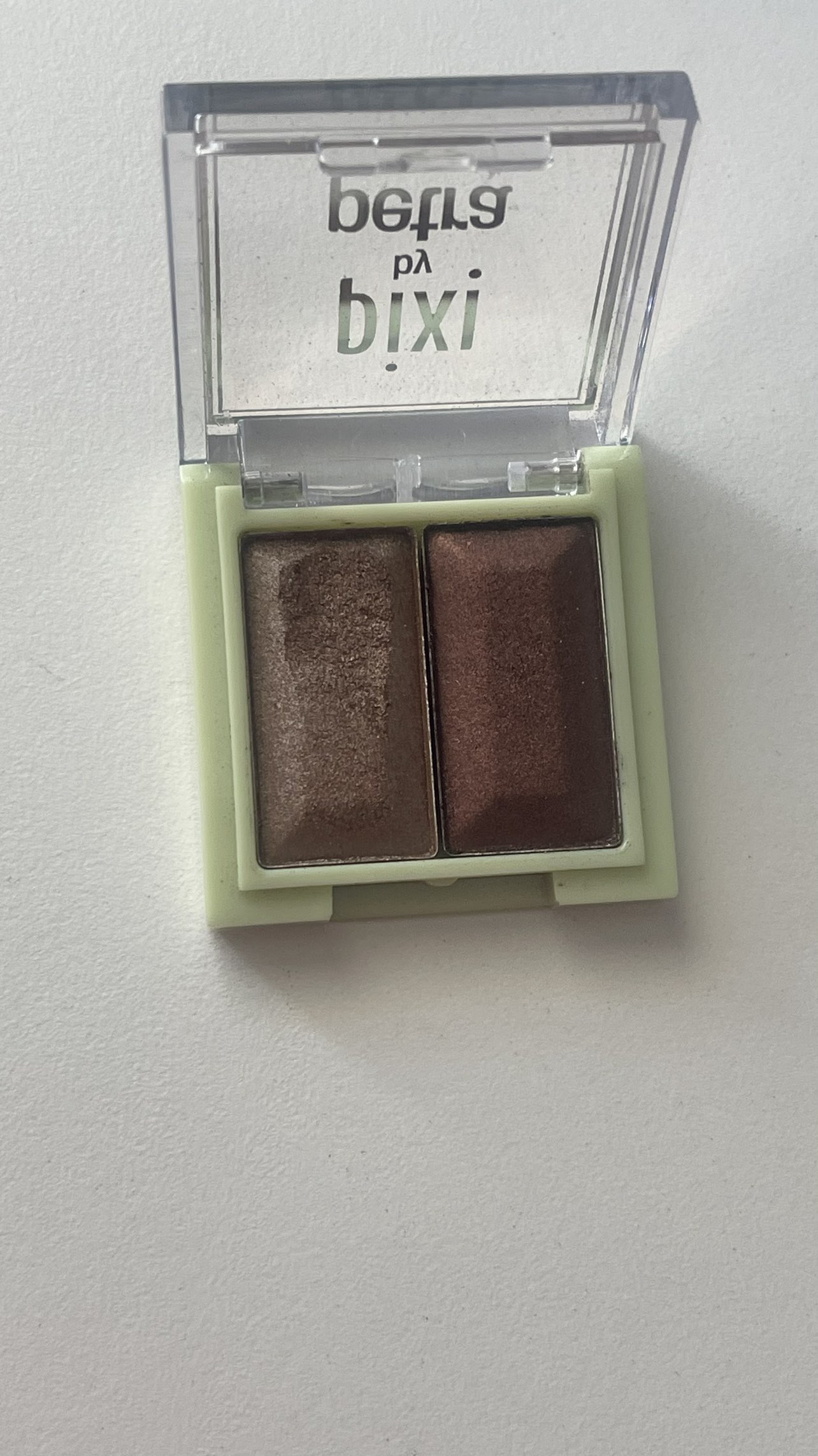 Pixi by Petra duo eyeshadow image indicator(2)