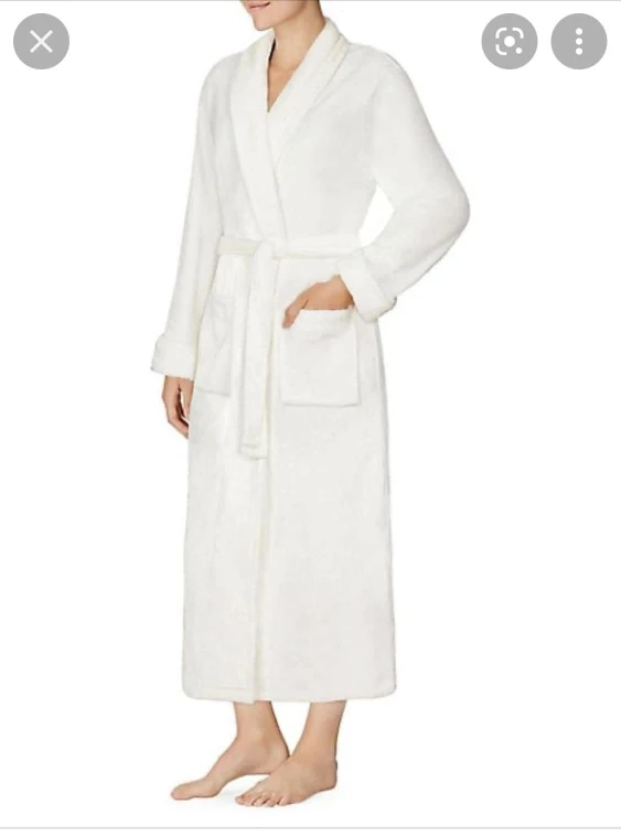 NEW WITH TAGS. SUPER SOFT, PLUSH IVORY HOUSECOAT #S  image indicator(5)