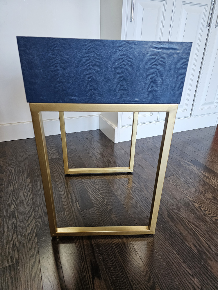 Chic Accent End Table - photo 5
