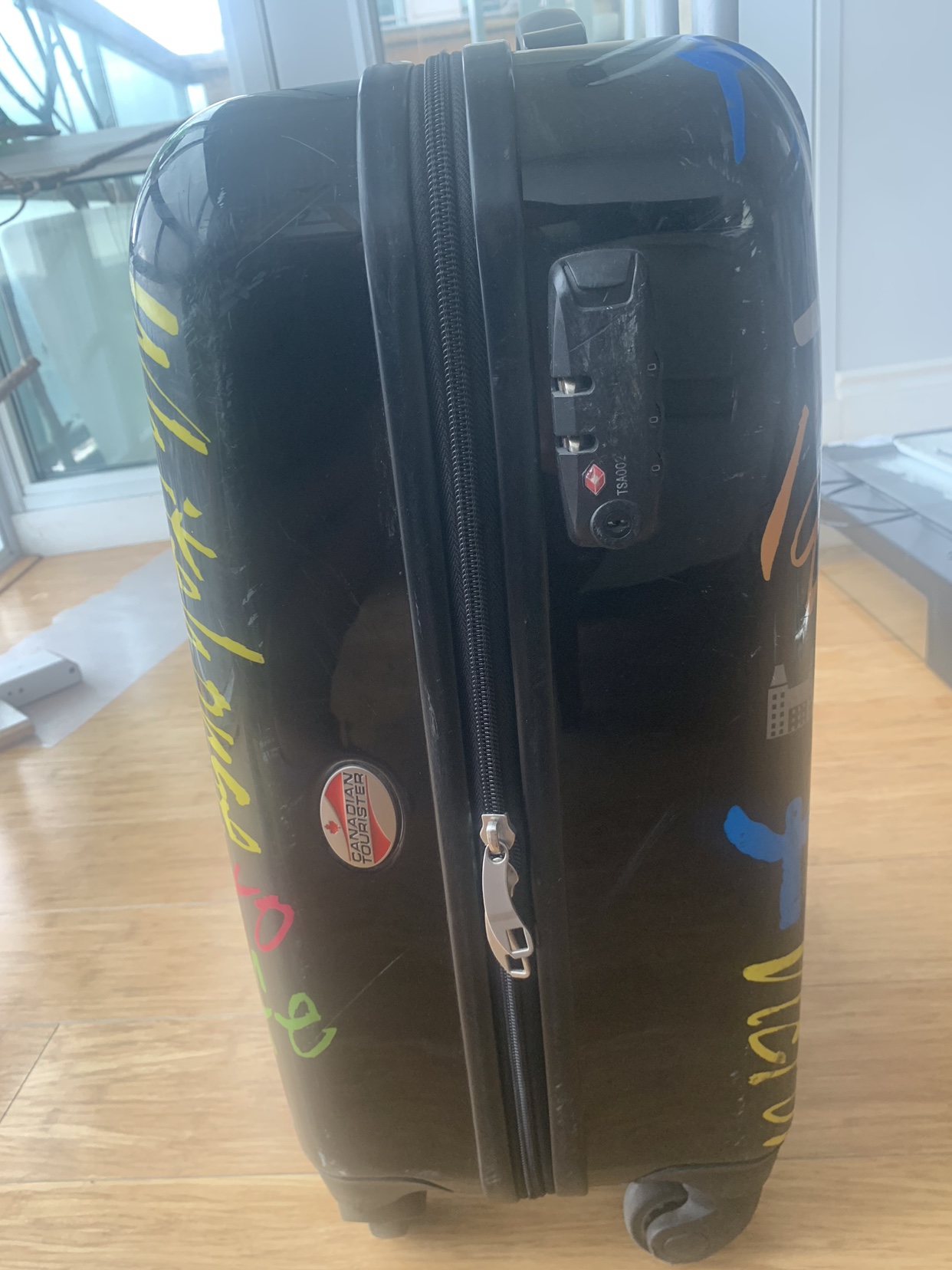 Suitcase Canada theme image indicator(2)