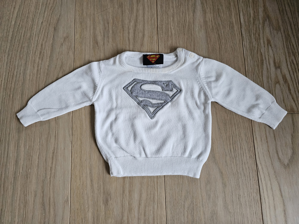 Superman sweater (3-6 months) thumbnail