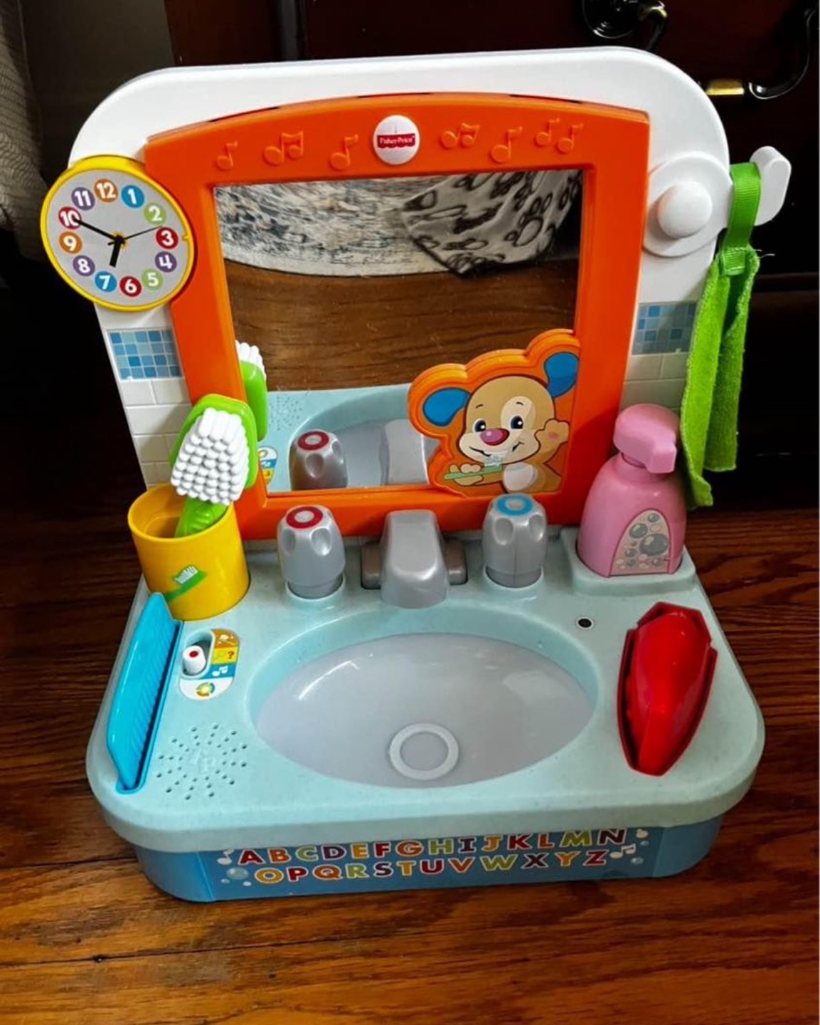 Fisher Price Laugh and Learn Let's Get Ready Sink image indicator(2)