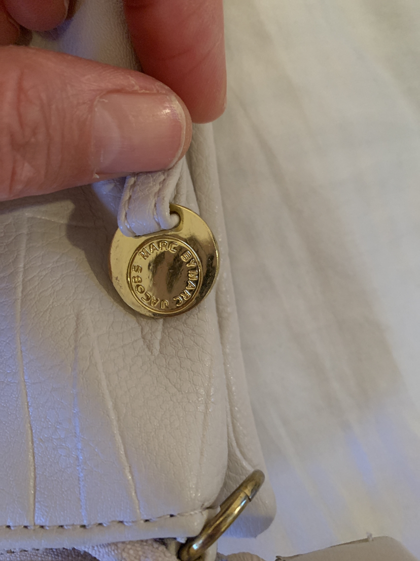 Marc Jacob image indicator(3)