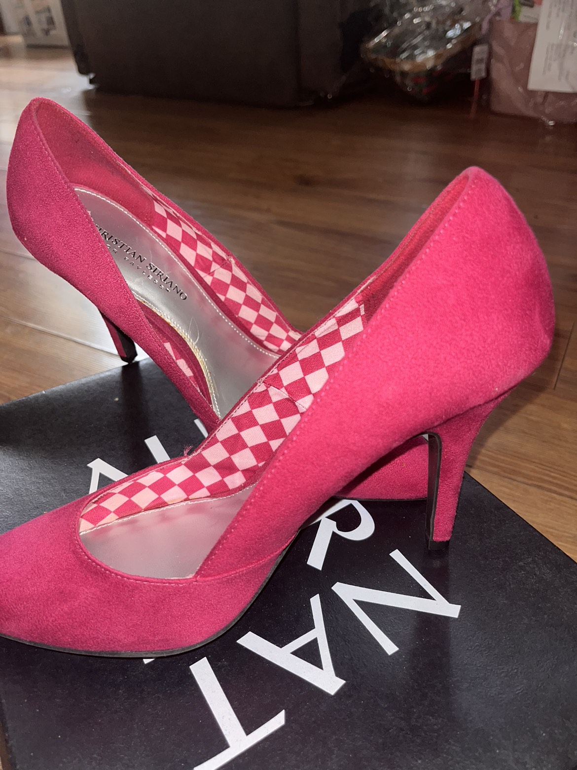 Christian Soriano - hot pink women heels image indicator(2)