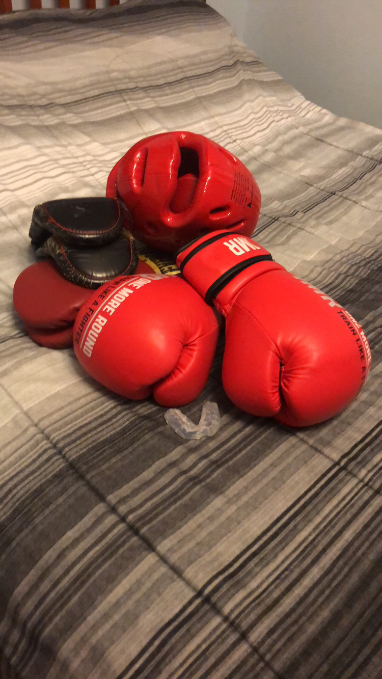 Boxing equipment thumbnail