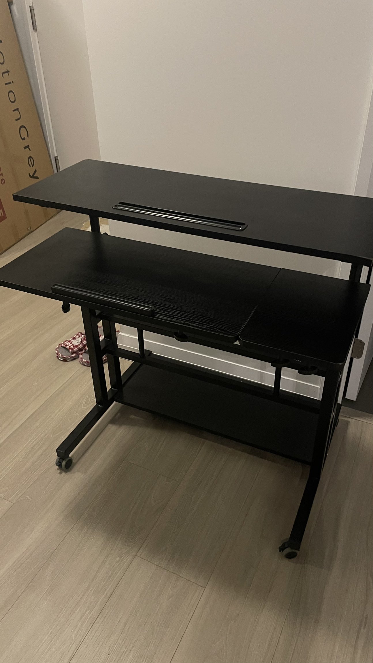 Wood desk adjustable height