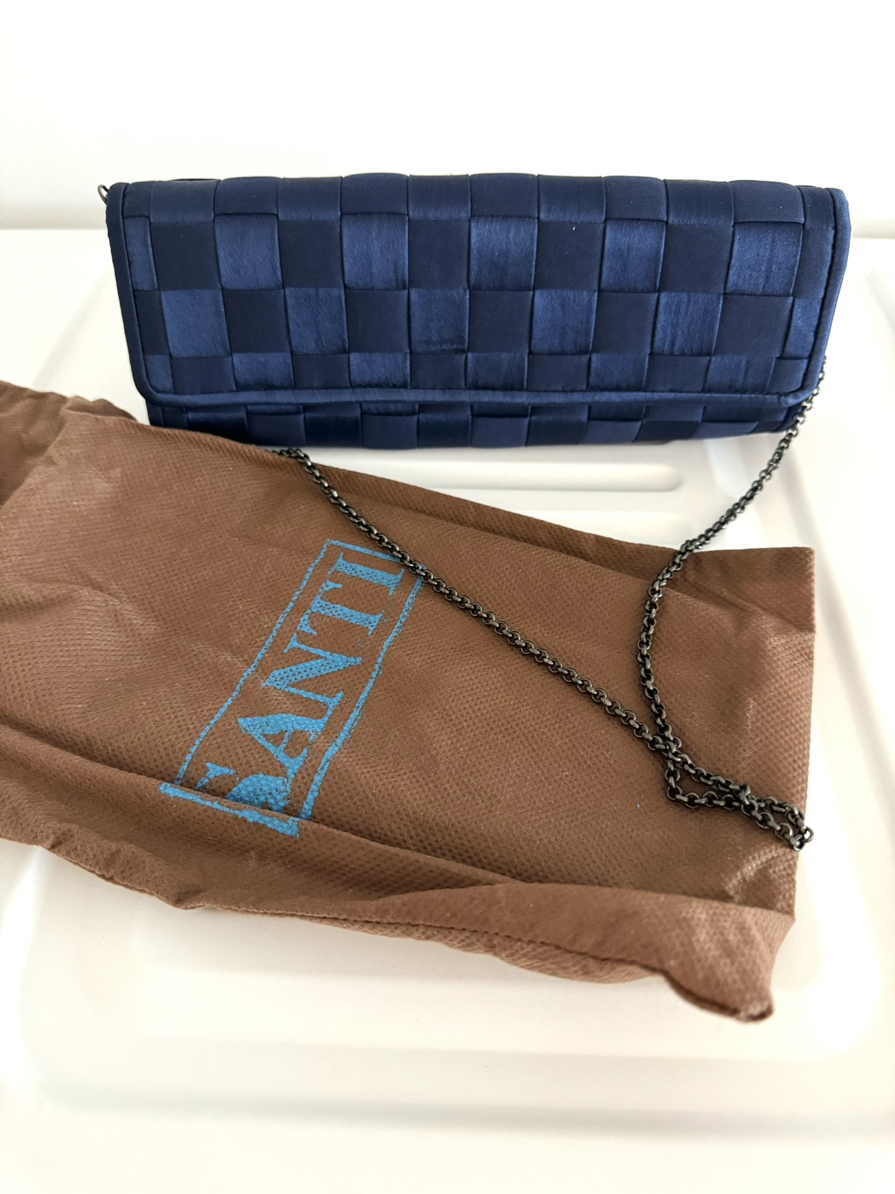 SANTI Mini Blue Silk Bag image indicator(4)