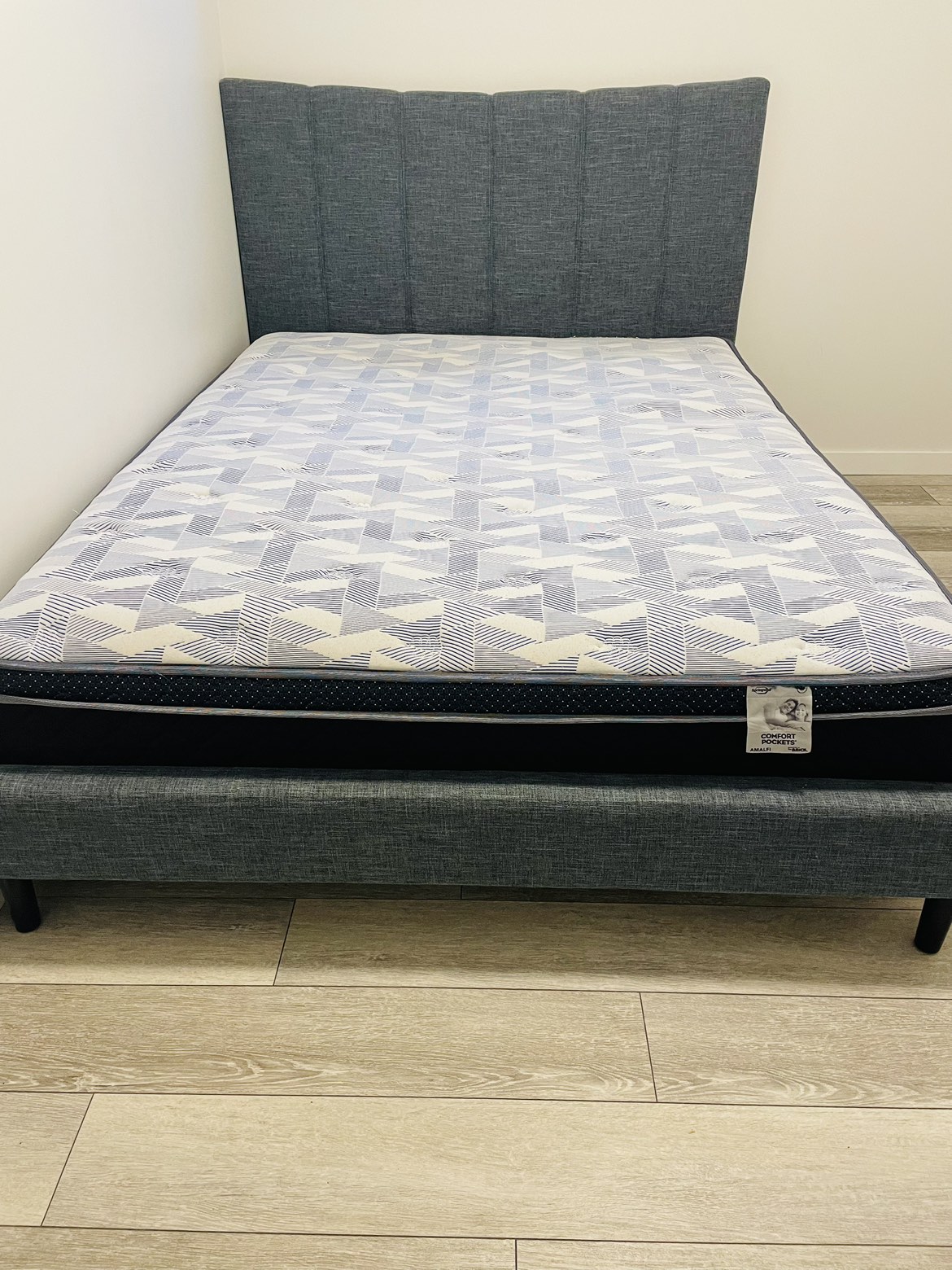 Queen Mattress - photo 2