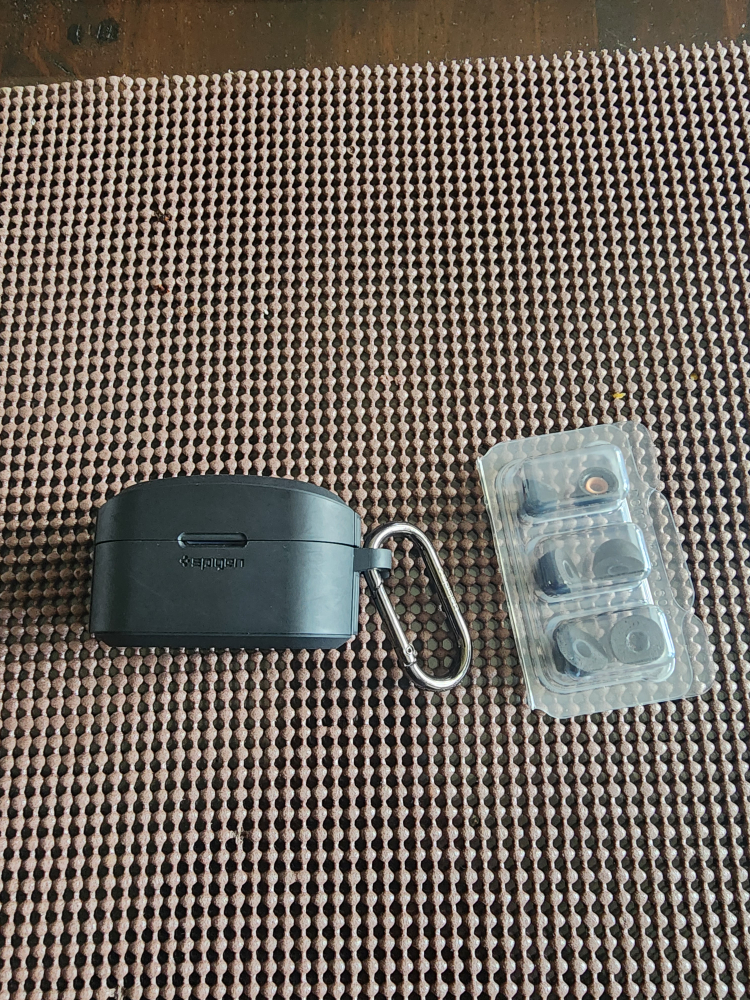 Sony WH-1000XM4