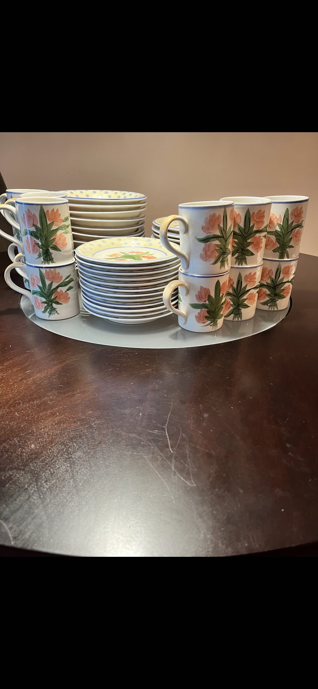 Dinnerware set for 12, serving for 4 is $40 - photo 2