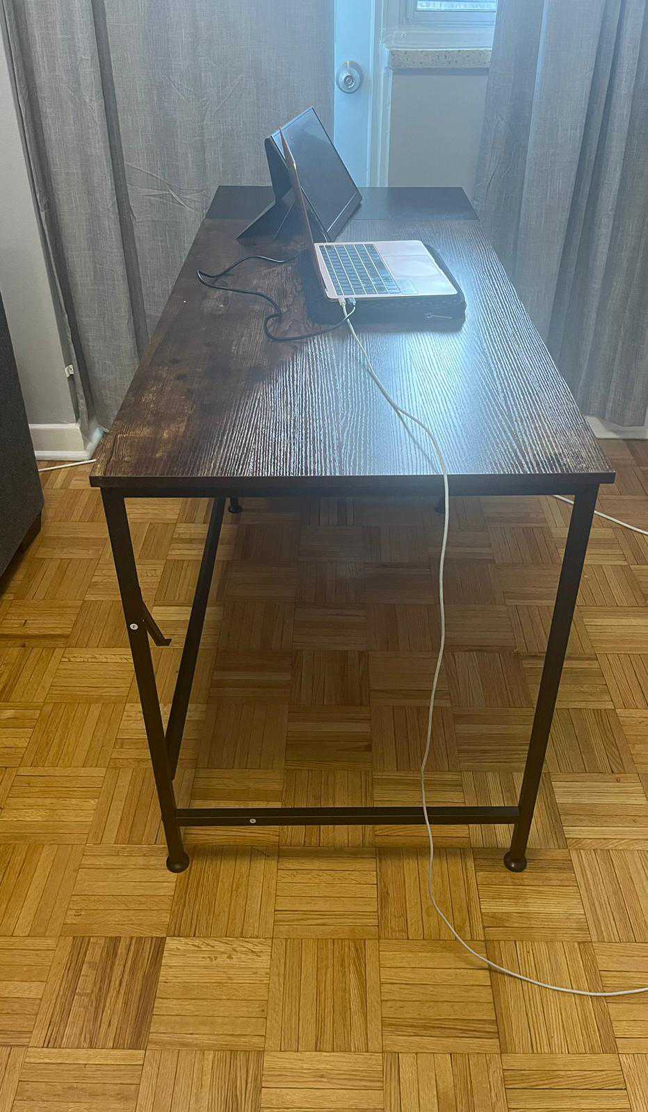 JOISCOPE Computer Desk (Amazon).