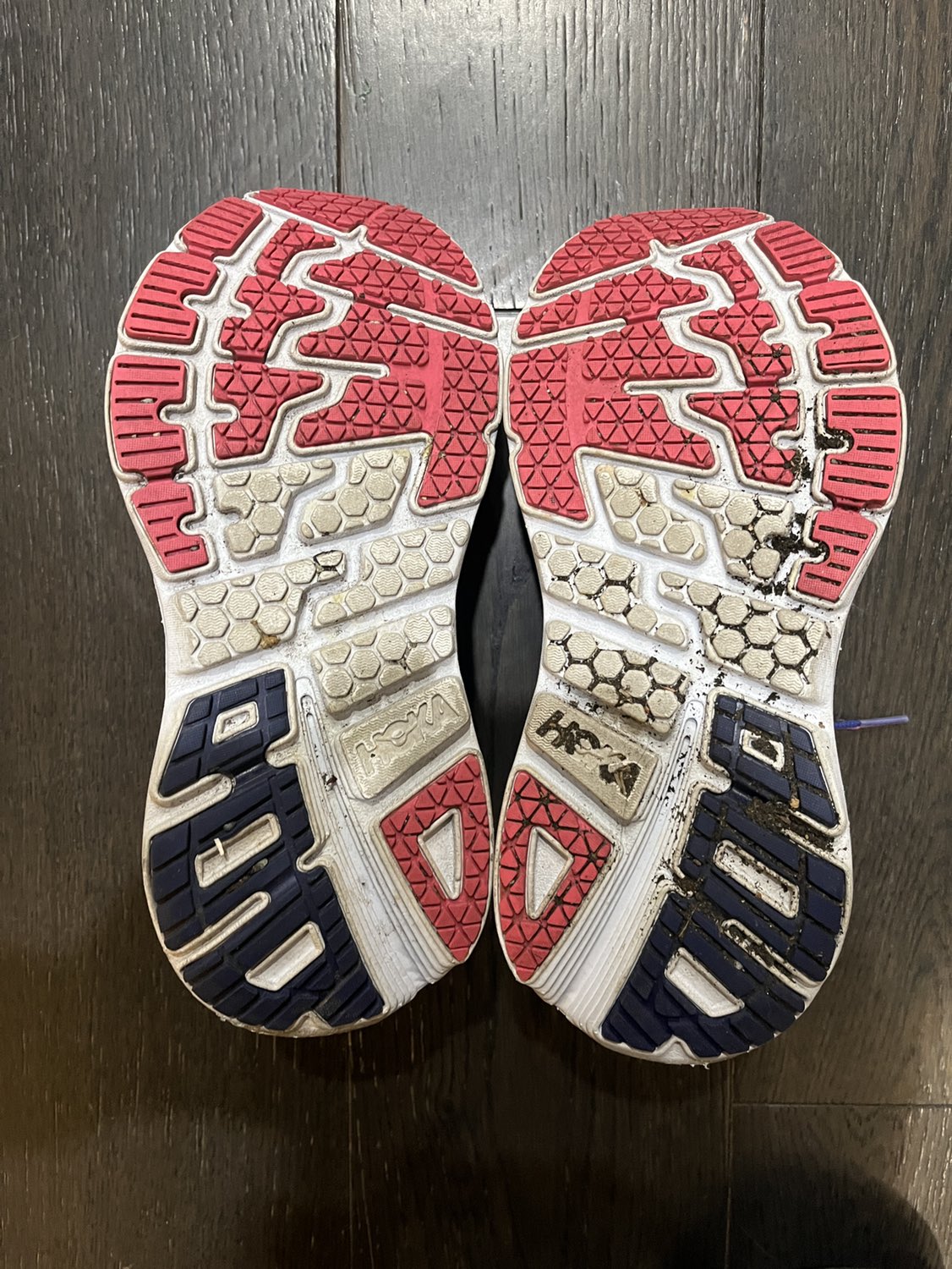 Women’s Hoka Bondi 5 Size 7 barely worn image indicator(2)