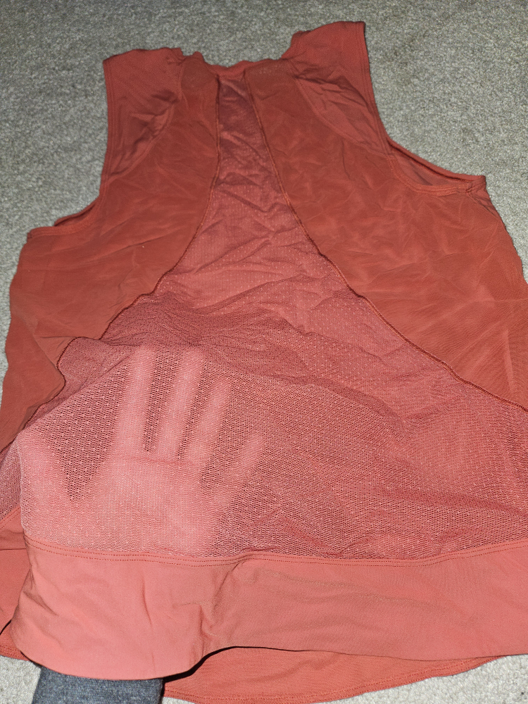 LuluLemon Tank - Medium image indicator(3)