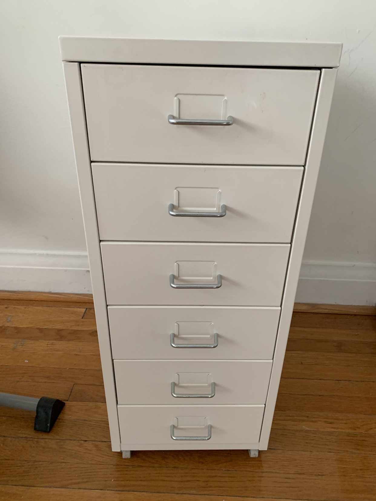IKEA 6 drawer unit on casters thumbnail