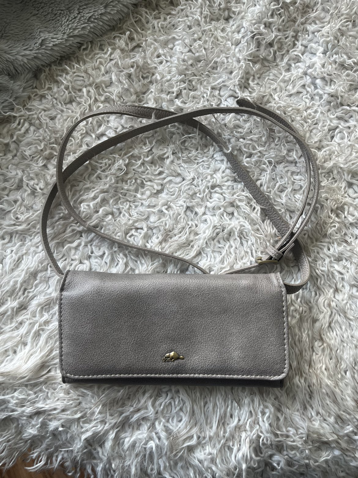 Roots Wallet Purse thumbnail