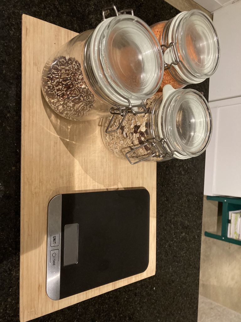Assorted kitchen items - photo 3