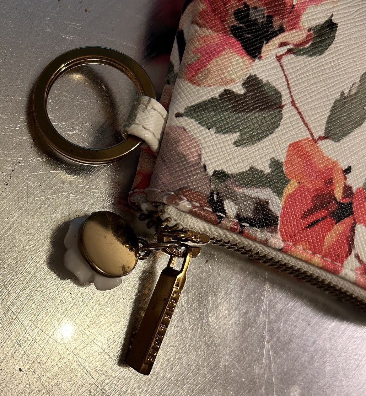 ✨✨Love and Lore Change Purse Keychain image indicator(3)