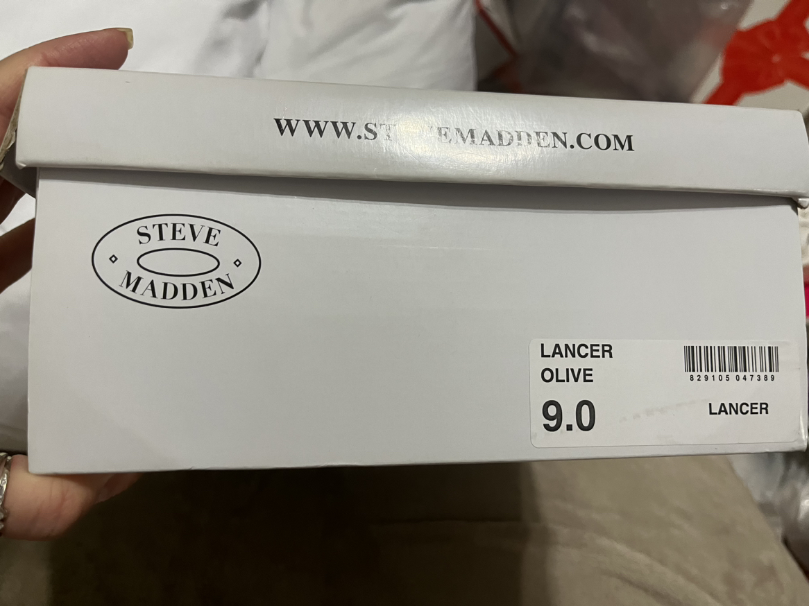 BNIB Steve Madden, Lancer sneaker image indicator(6)