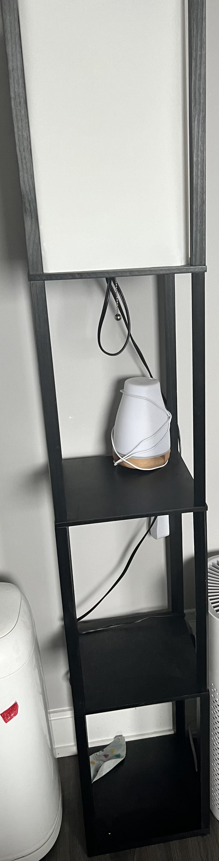 Floor lamp with
