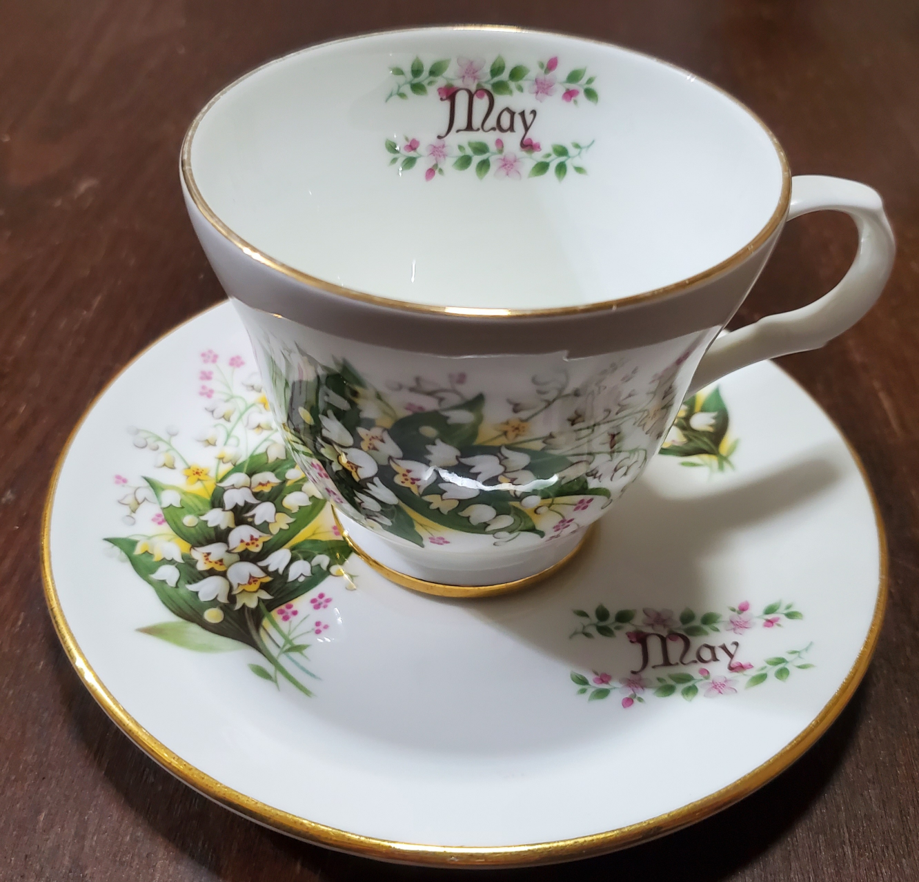 4 Tea Cups: Crown Trent Fine Bone China Englind - photo 3
