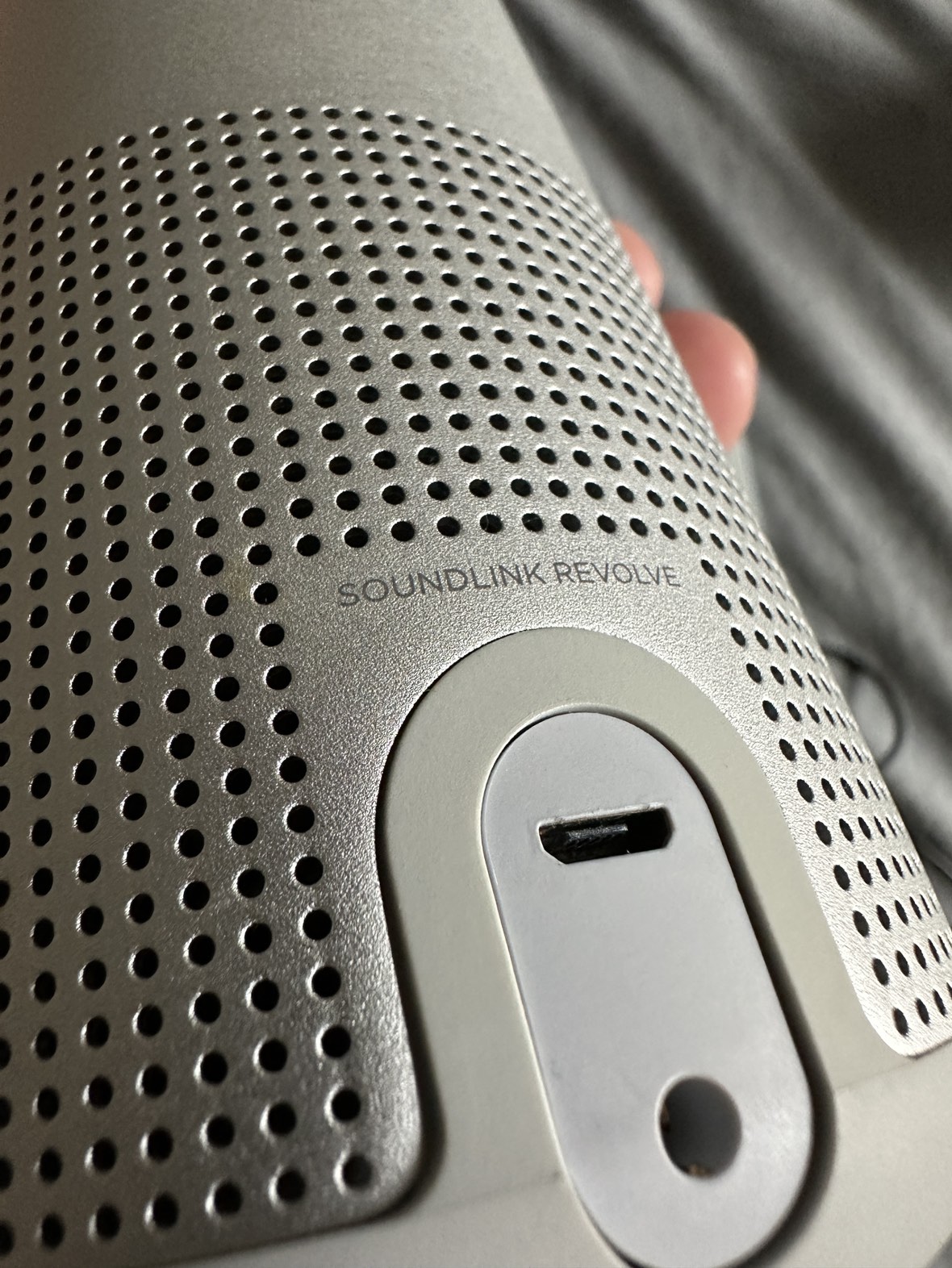 Bose revolve speaker with base - photo 2