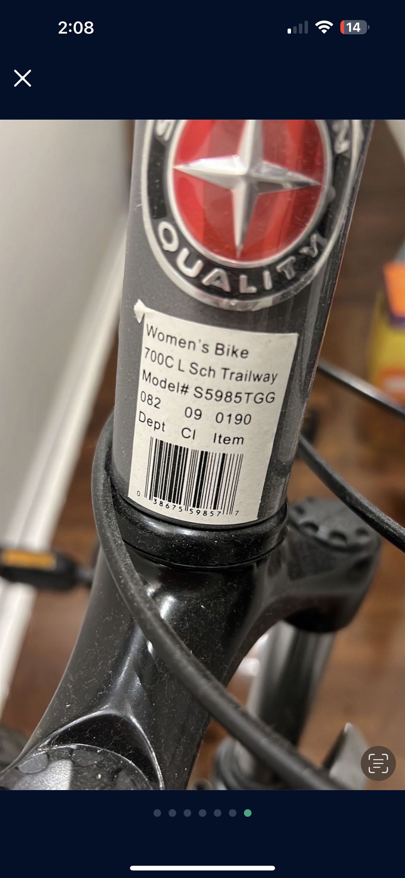 Schwinn Women’s Bike for sale. (Helmet and seat pillow Included) - photo 2