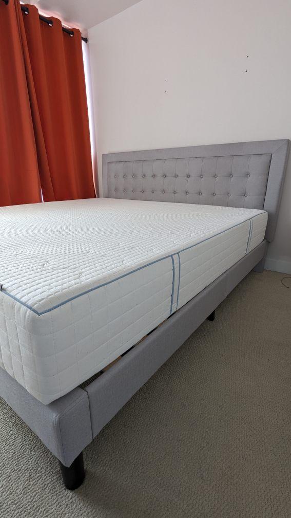 Ikea Amsosen King Size Mattress | Barely Used mint condition thumbnail