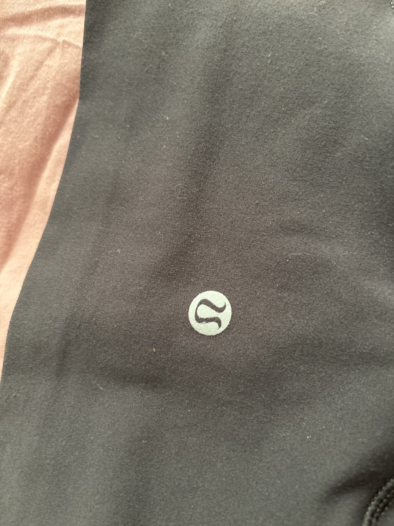 Lululemon pants image indicator(3)