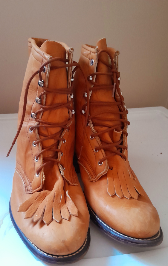 Laredo tan fine leather booties - photo 2