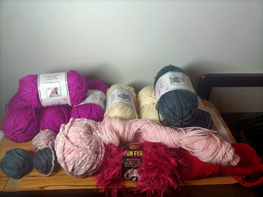 ‼️MOVING SALE‼️Yarn Lot for $5