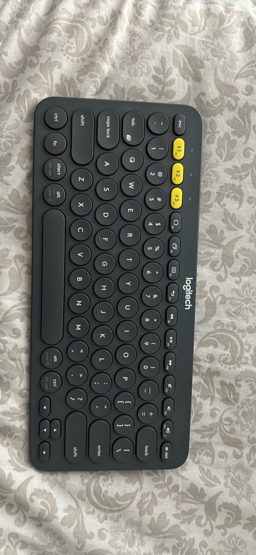 Logitech K380