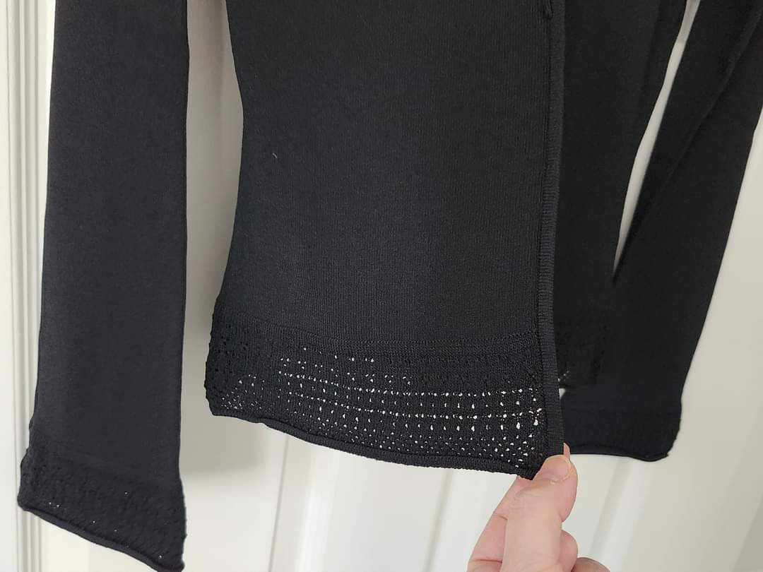 Black Buttonless CARDIGAN with ties at front & Lace. #S. - photo 3