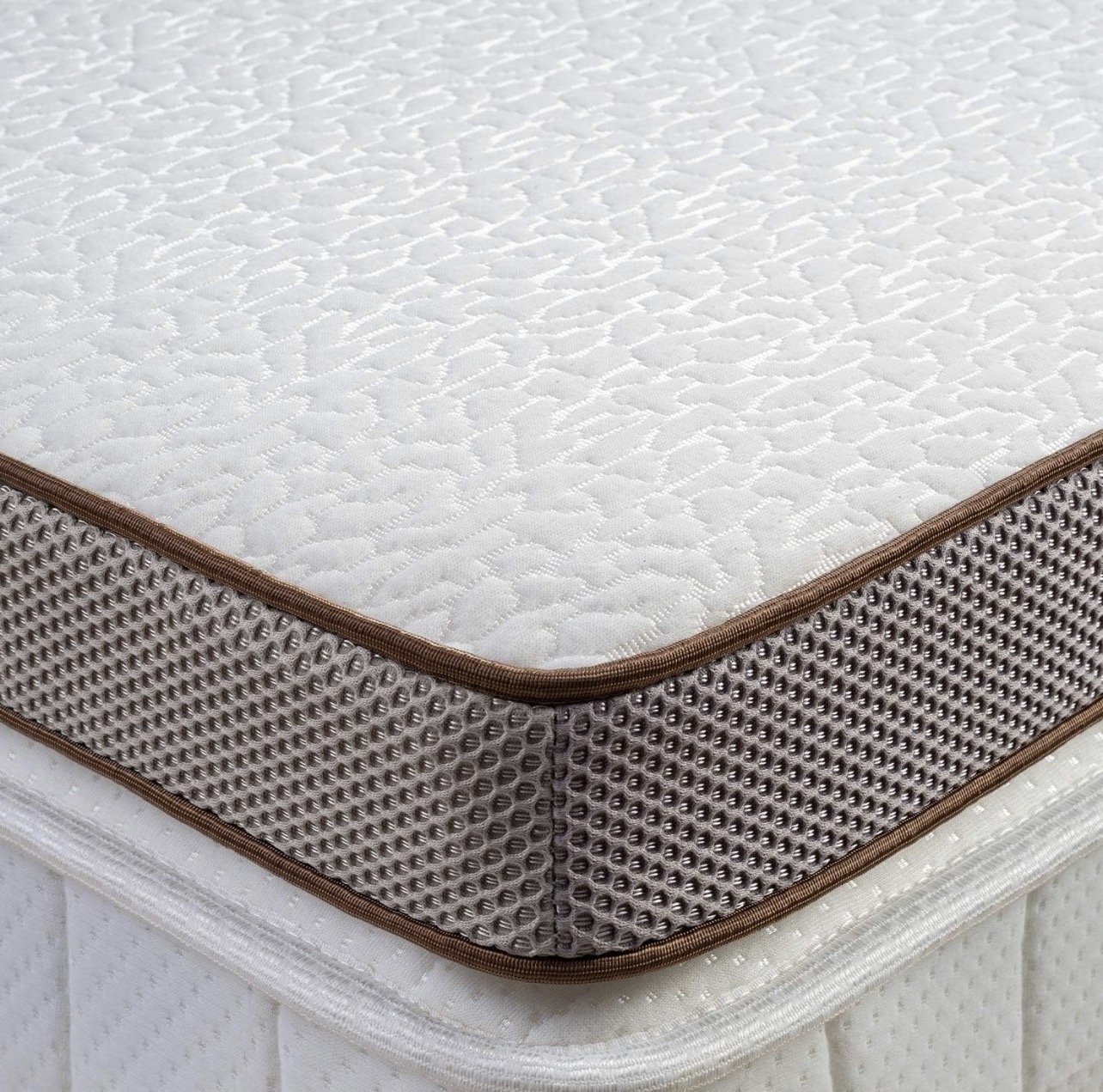 Bed story foam topper