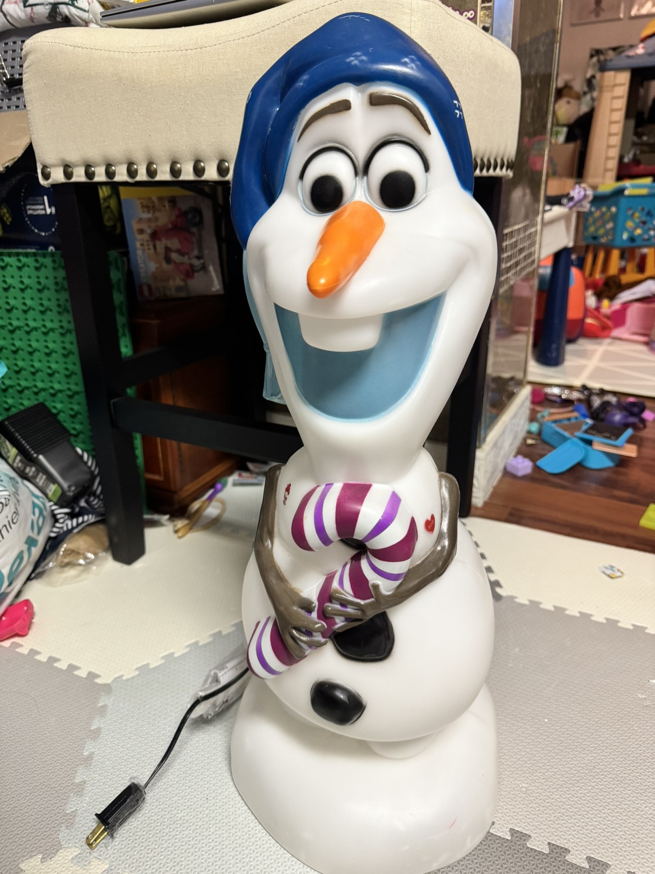 Olaf light up display thumbnail