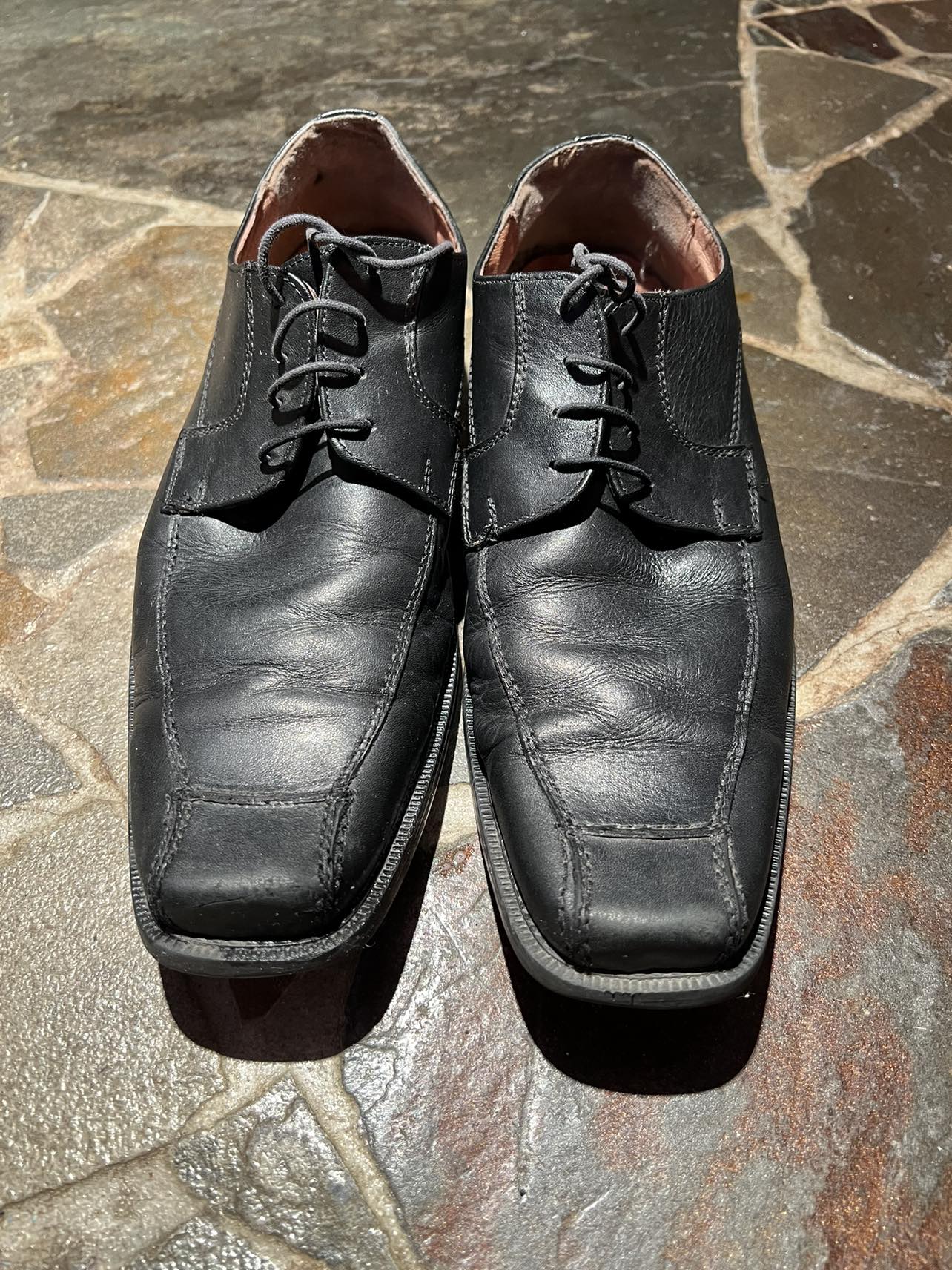 Vintage Black Leather Shoes (Men’s 11)(IFC) image indicator(2)