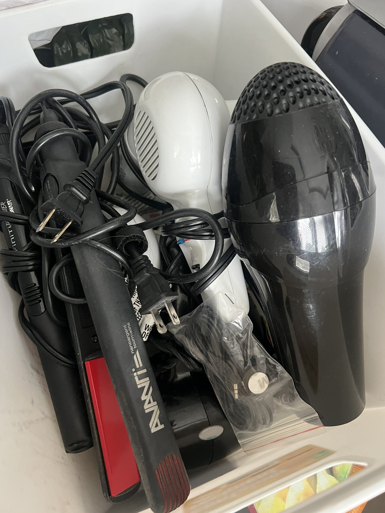 Hair straightener iron
