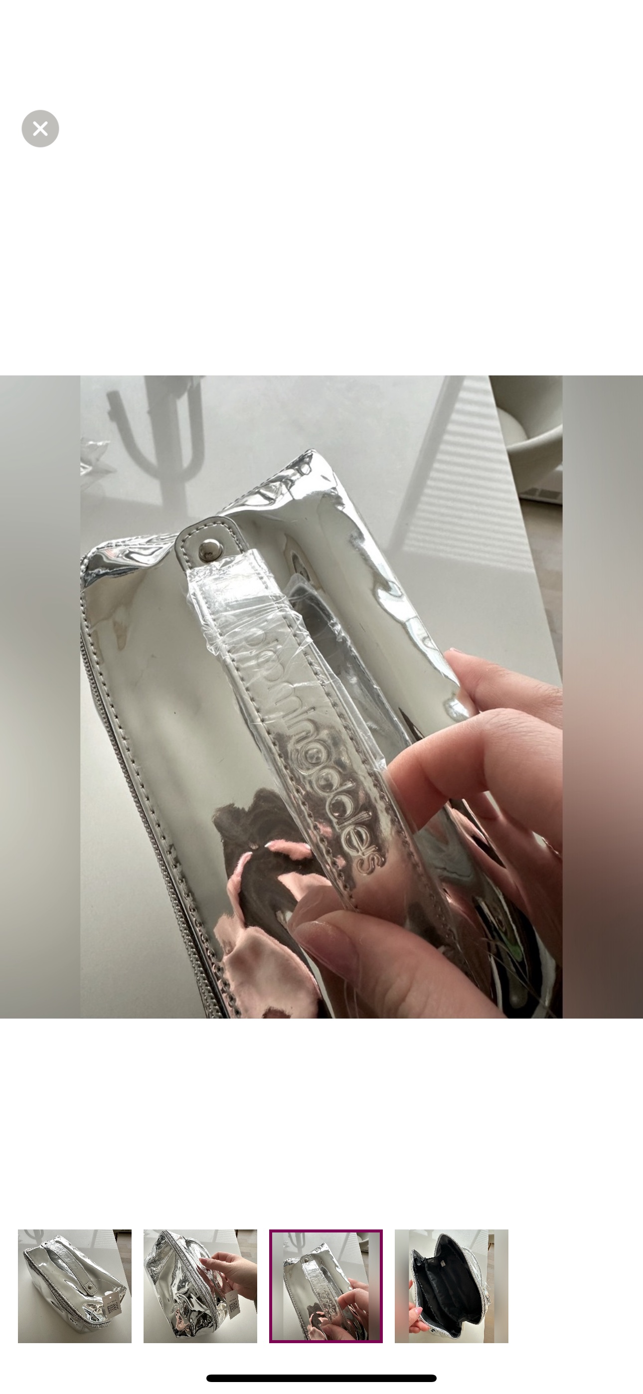 Brand new Bloomingdales makeup Pouch 🥕 image indicator(3)