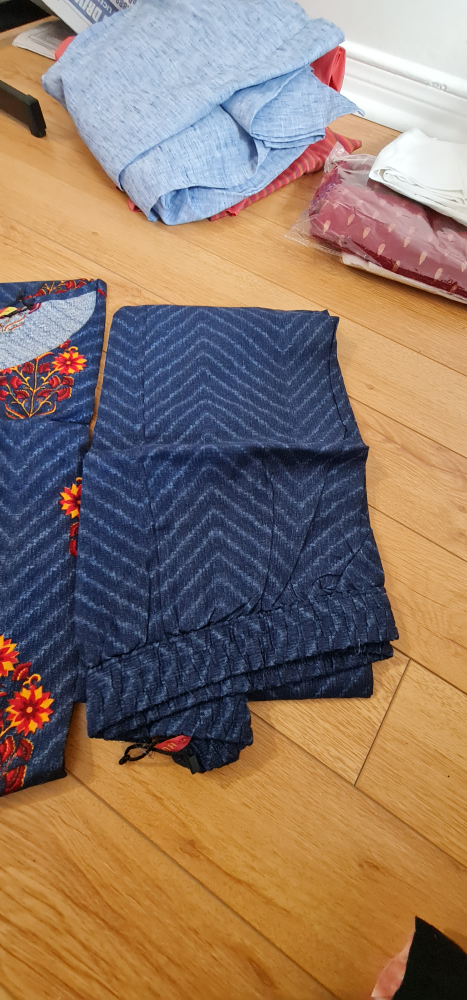 Indian Punjabi suit - photo 3