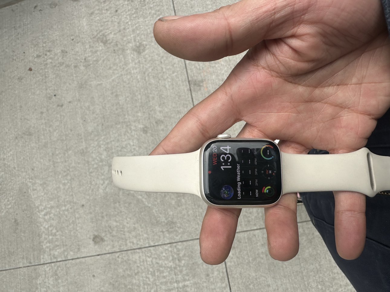 Apple Watch (7 )