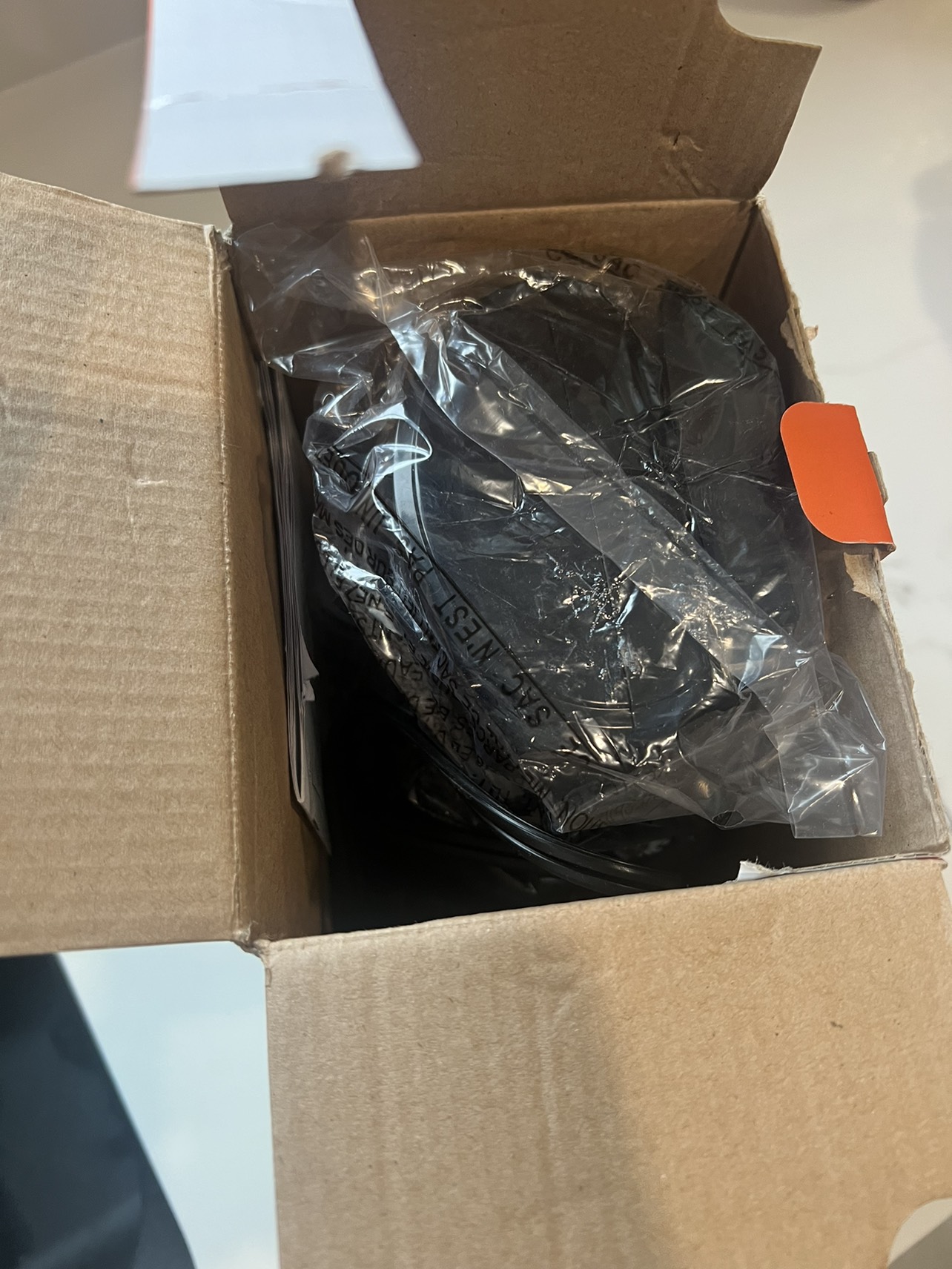 Electric Can Opener in Box image indicator(3)