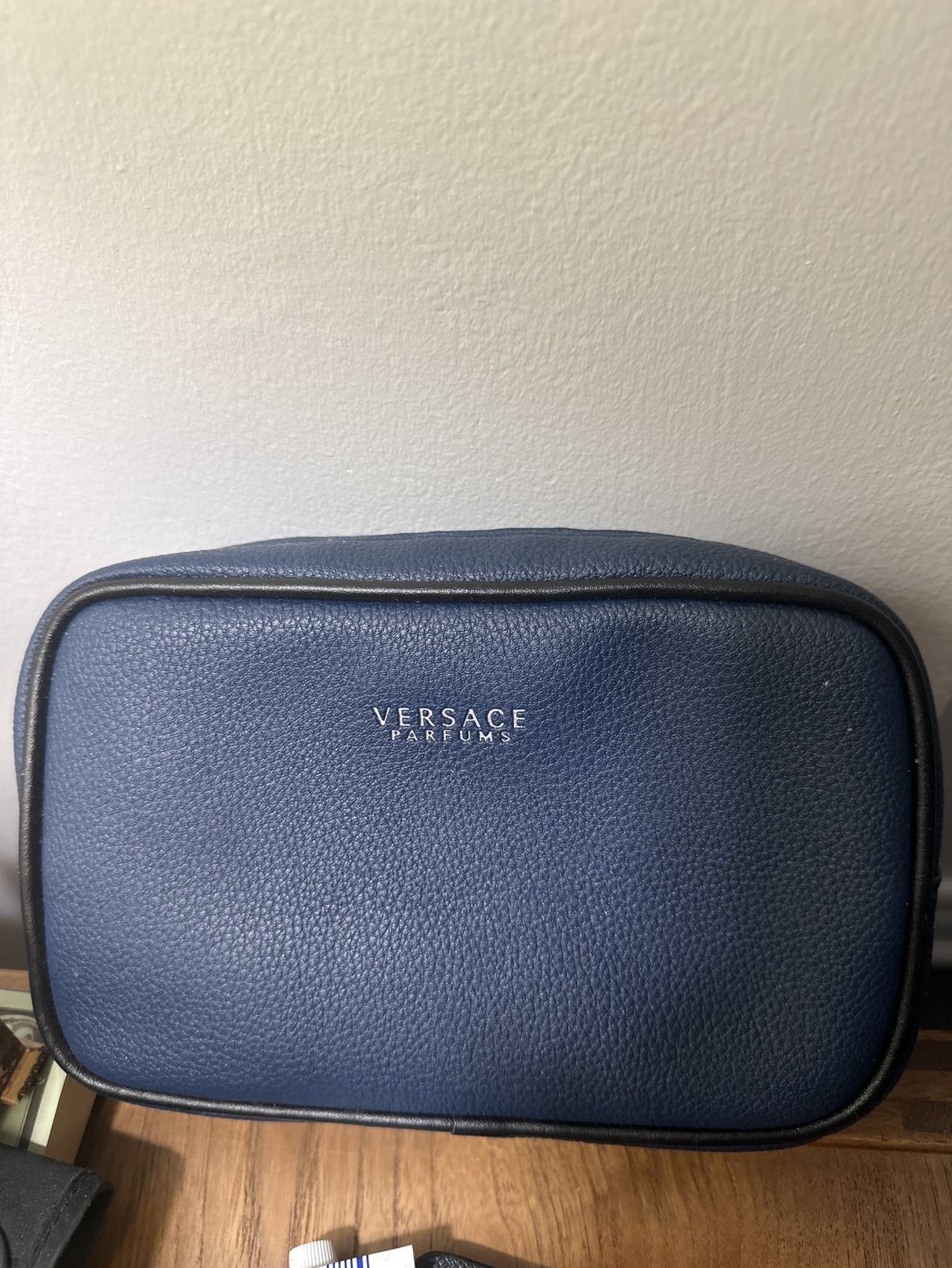 Cosmetic bag #freecycle thumbnail
