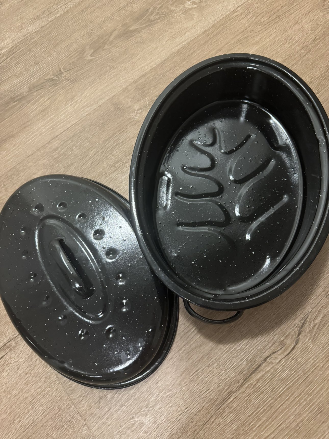 Black baking dish thumbnail