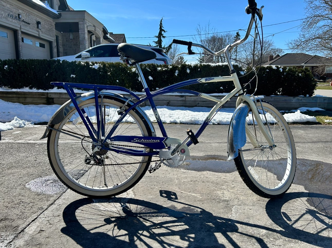 Schwinn Star Cruiser 6-Speed Cruiser Bike Karrot