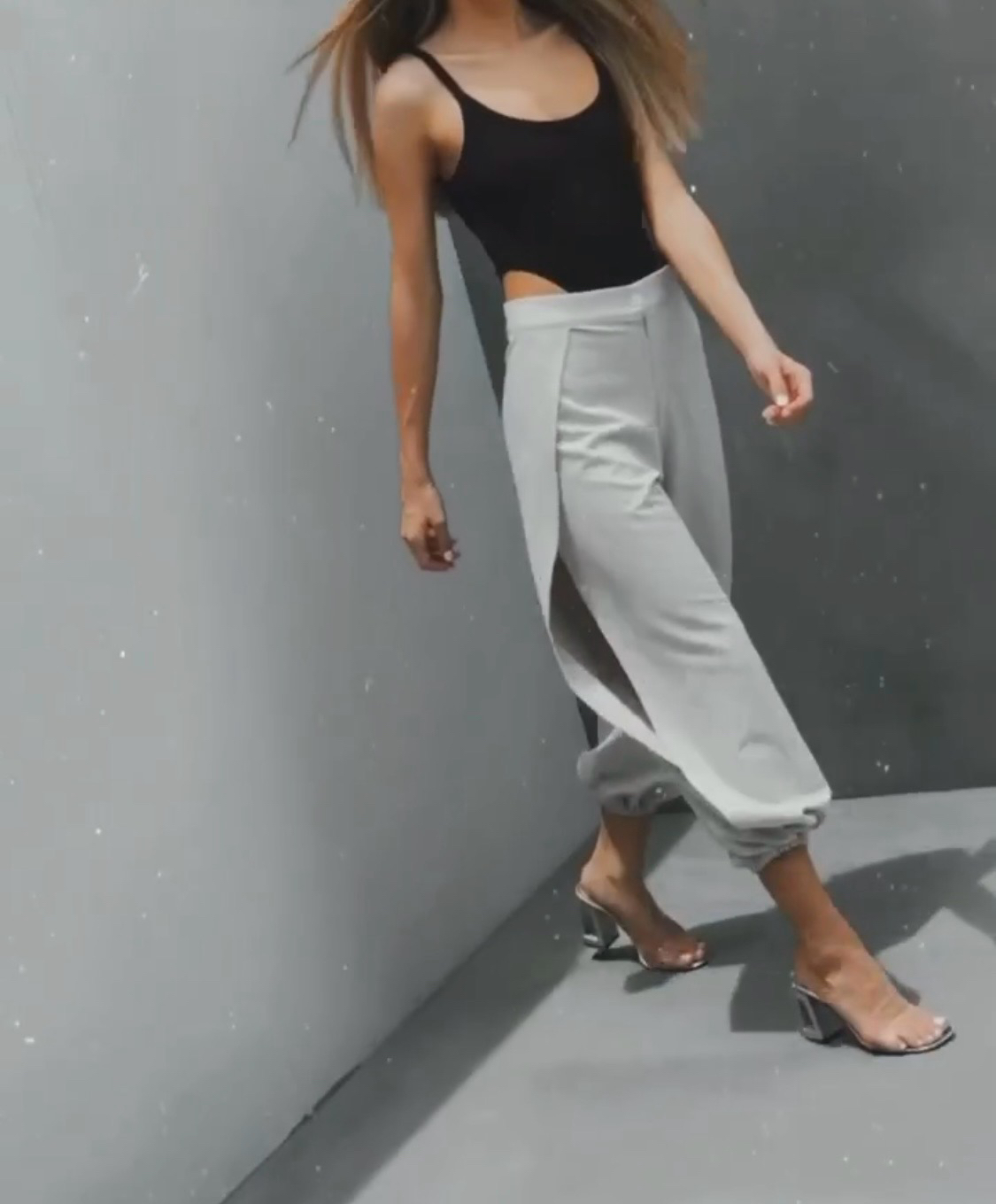 Gray Pants image indicator(2)
