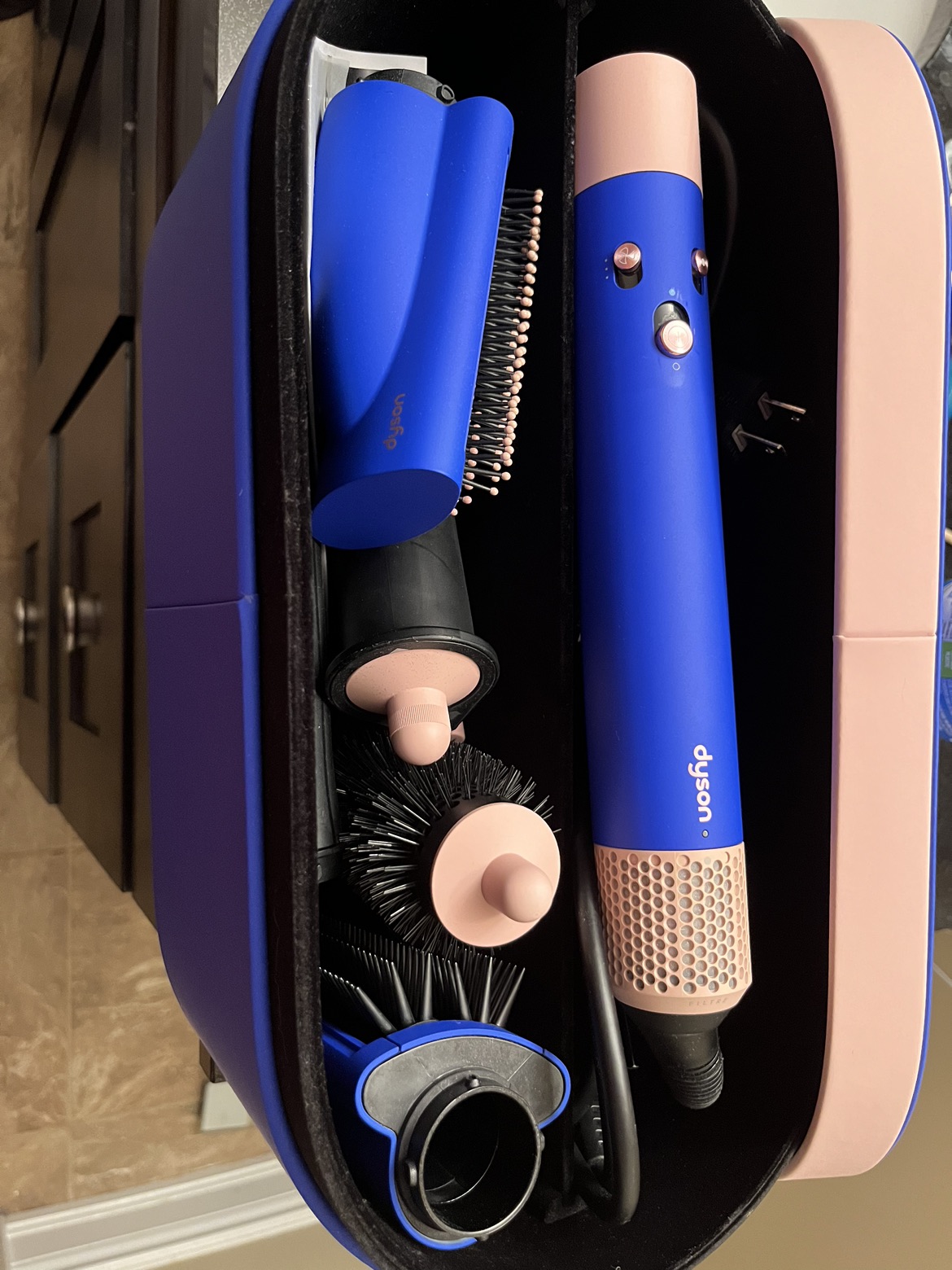 Dyson Airwrap like new