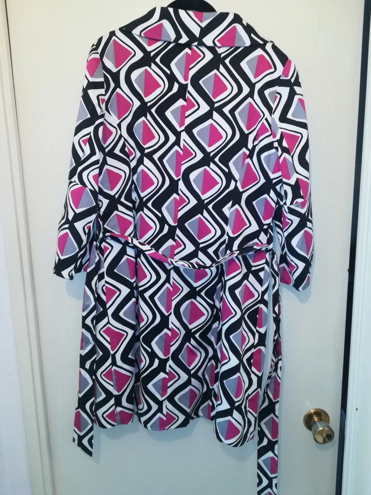 NEW with tags , Women's sprint jacket/coat size 10 image indicator(3)