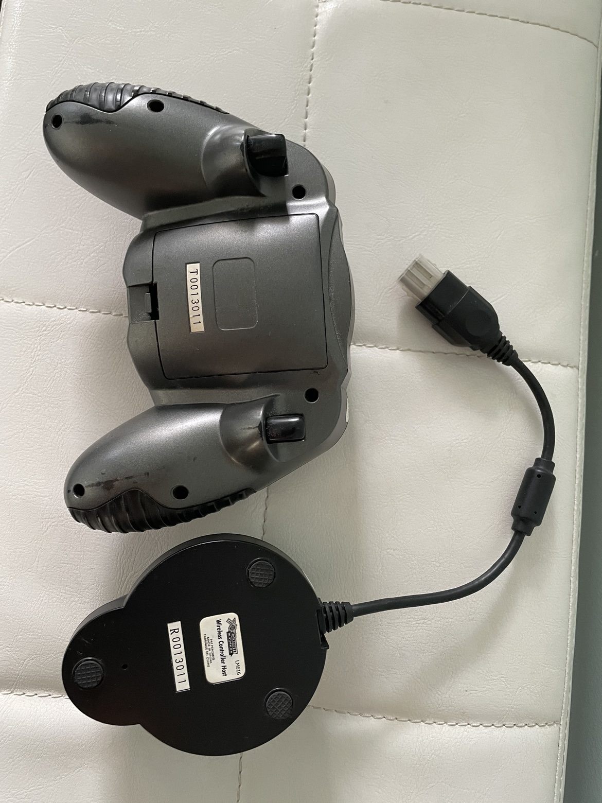 Some games and accessories image indicator(3)