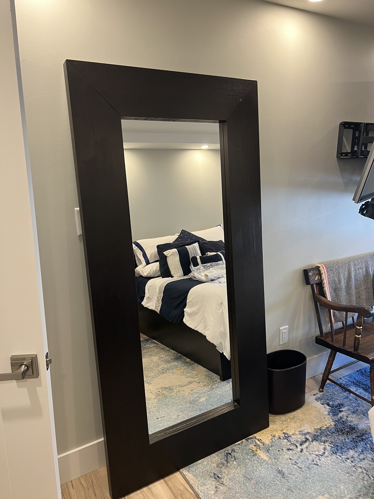 Large mirror