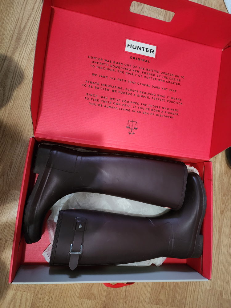 Tall hunter rainboots with box size6 image indicator(4)