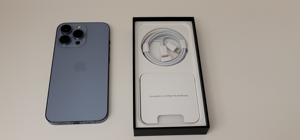 iPhone 13 pro 256 unlocked - photo 2